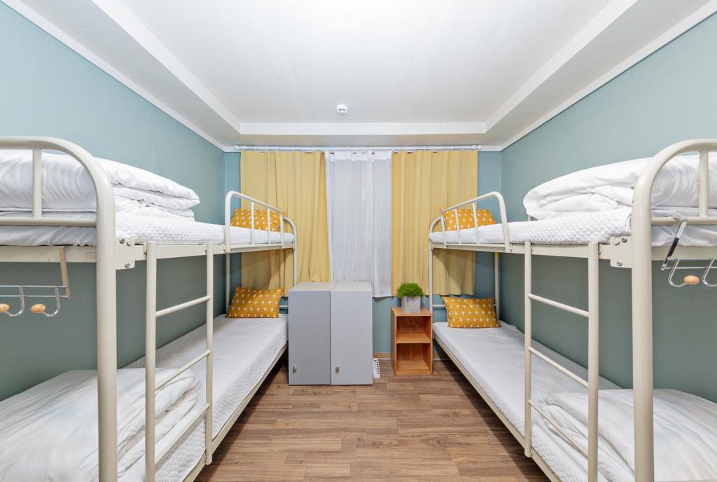 Cozzzy Hostel *